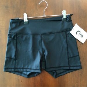 ZYIA Black light n tight pocket hustle shorts